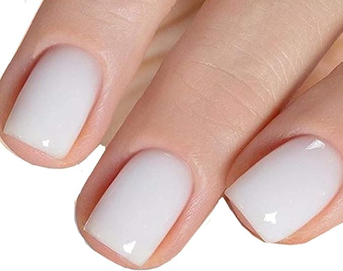 Vernis à ongles gel blanc laiteux de Vishine