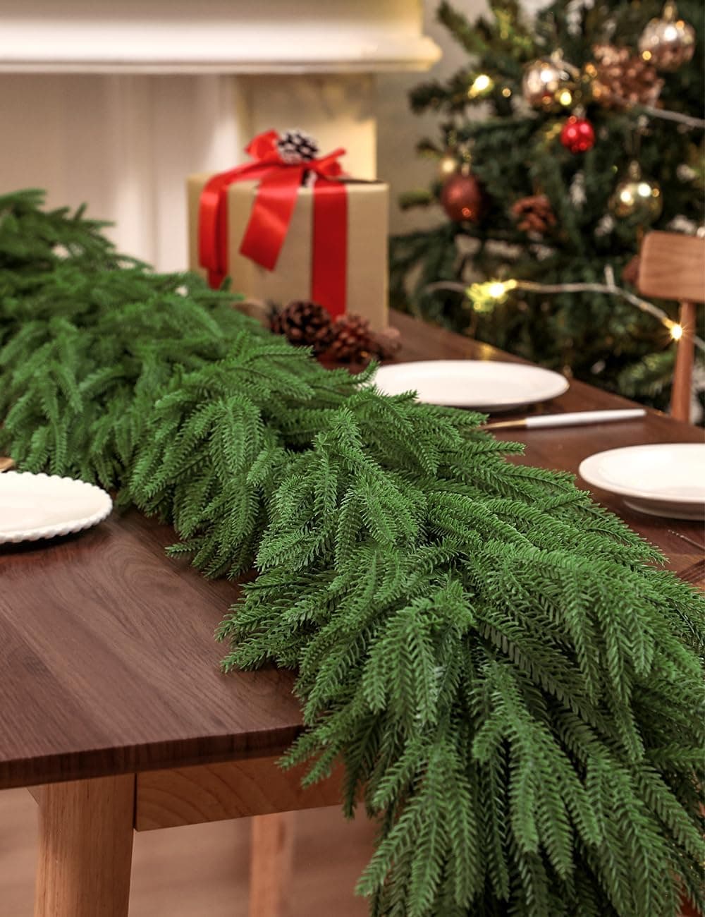 Guirlande de Noël en pin Norfolk de 2,1 m