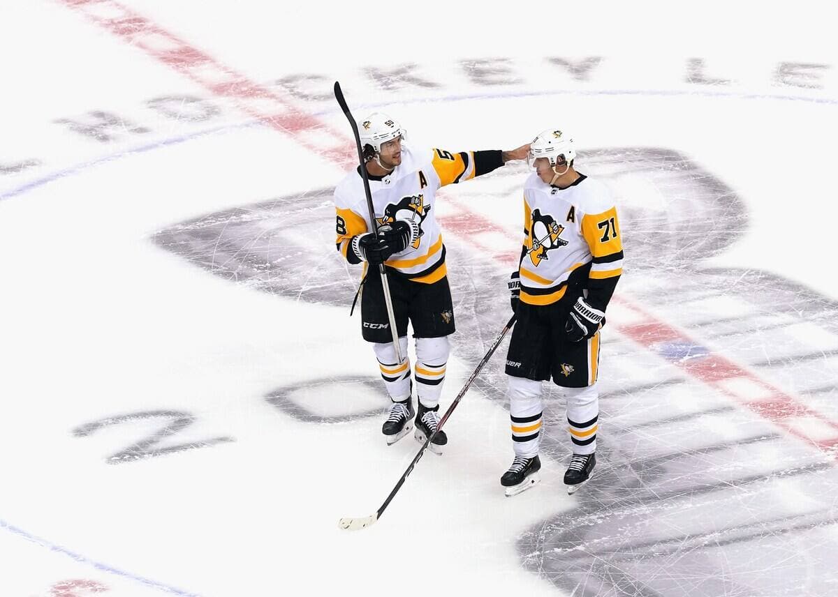 Kristopher Letang et Evgeni Malkin