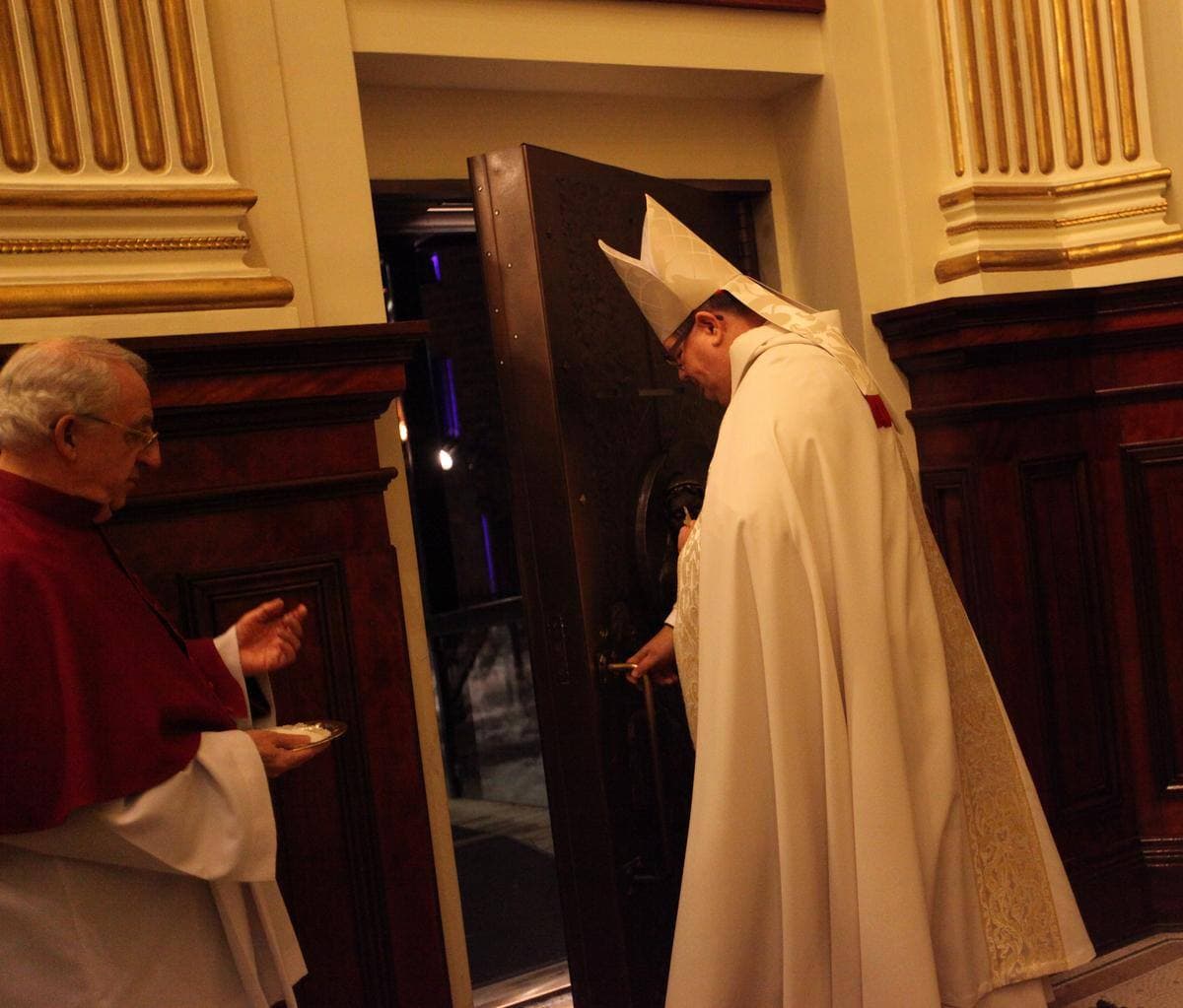 Lors de son année inaugurale, en 2014, 335 000 personnes avaient franchi le seuil de la seule porte sainte en Amérique.