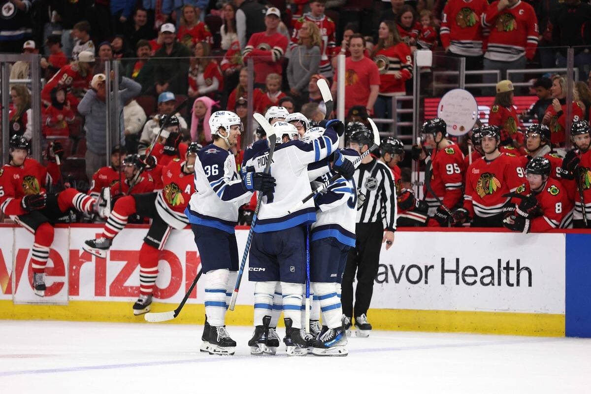 Les Jets auront l'honneur d'ouvrir le bal des séries, face aux Blues.