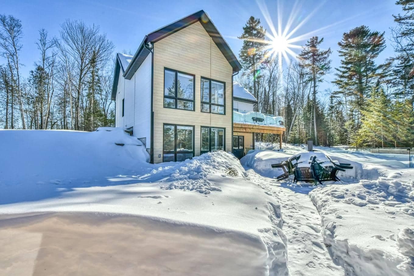 Courtoisie David Ayotte, Royal LePage