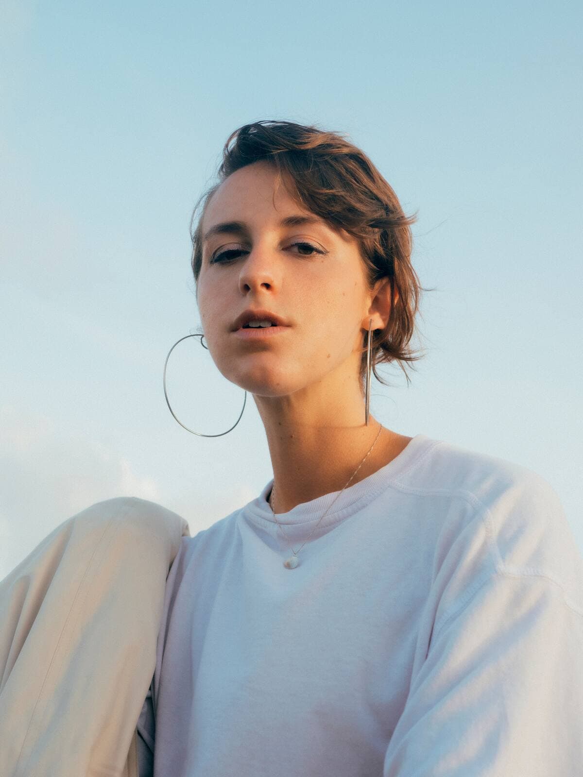 On reconnaît Marie-Gold à son rap aux refrains accrocheurs, de même que ses textes féministes marqués par un fort désir de dépassement de soi.