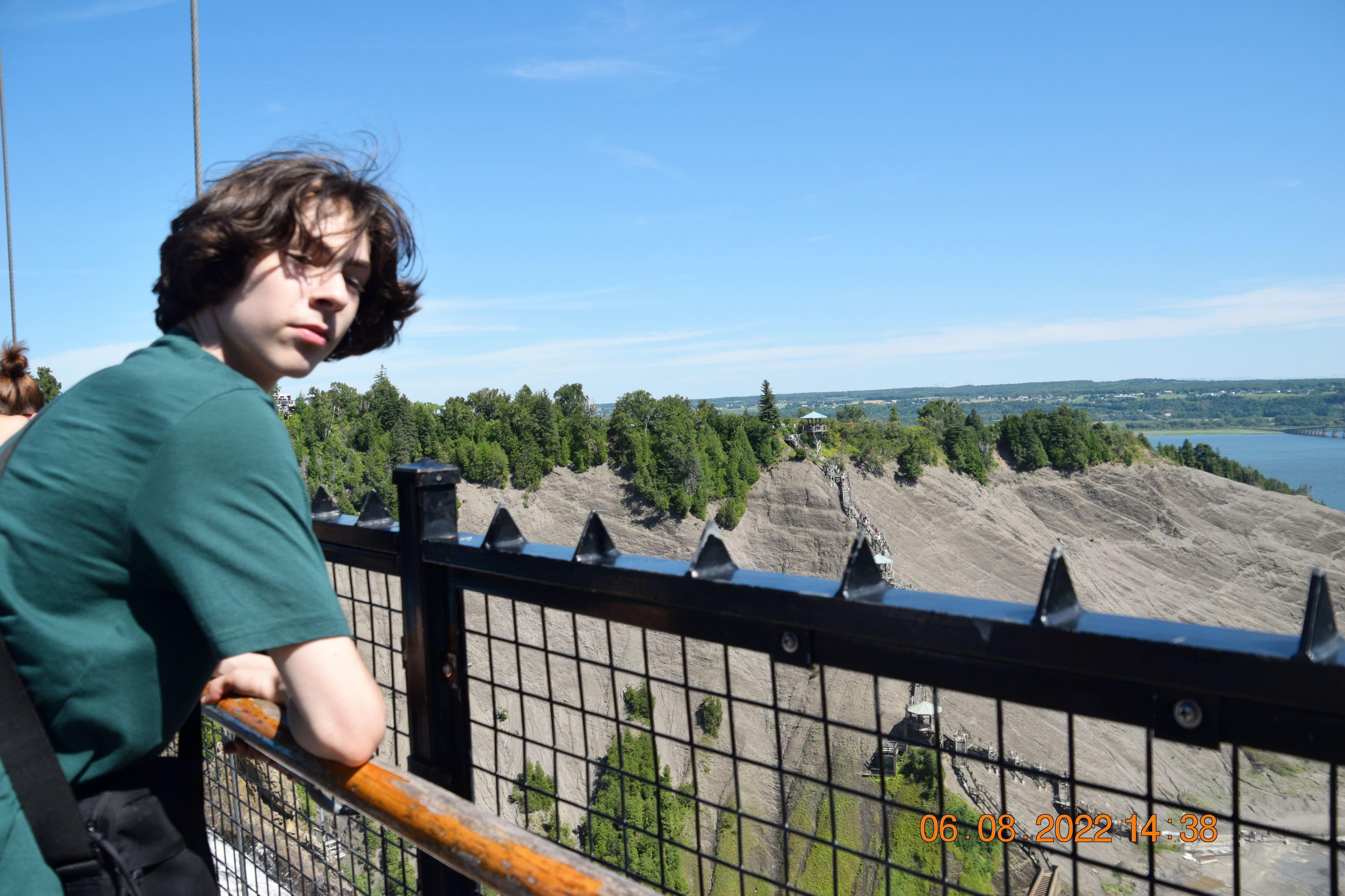 Sébastien-Charley Bastin est décédé à 18 ans. Il n’y avait pas de détecteur de fumée dans l’appartement duquel il était locataire, selon ses proches.