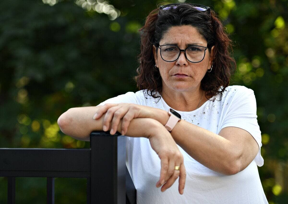 Nadine Brillant, qui a appris que ses deux enfants avaient été tués par leur père à la télévision, en 2012, est bénéficiaire du programme de l’Indemnisation des victimes d’actes criminels (IVAC) depuis qu’elle a gagné son combat en justice en 2016.