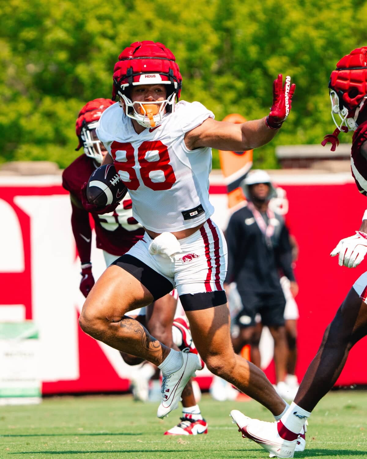 Le Montréalais Rohan Jones a inscrit neuf touchés la saison dernière à Montana State, avant de prendre la route de l'Arkansas