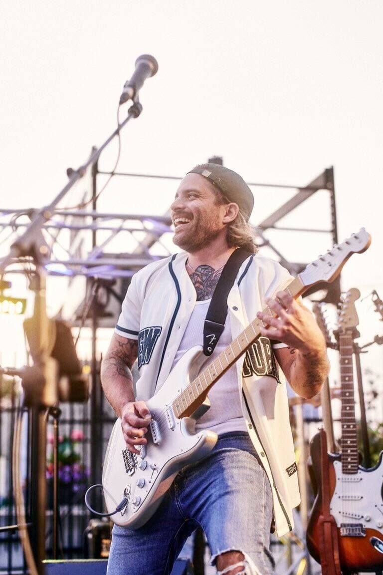 Dave Morgan présente le Jam à Morgan.