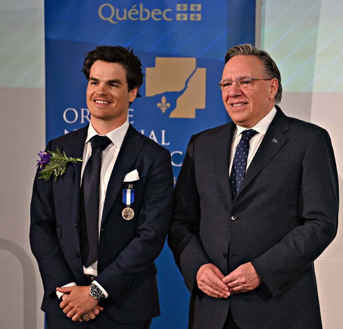 Mikaël Kingsbury a été nommé chevalier de l’Ordre national du Québec par le premier ministre François Legault.