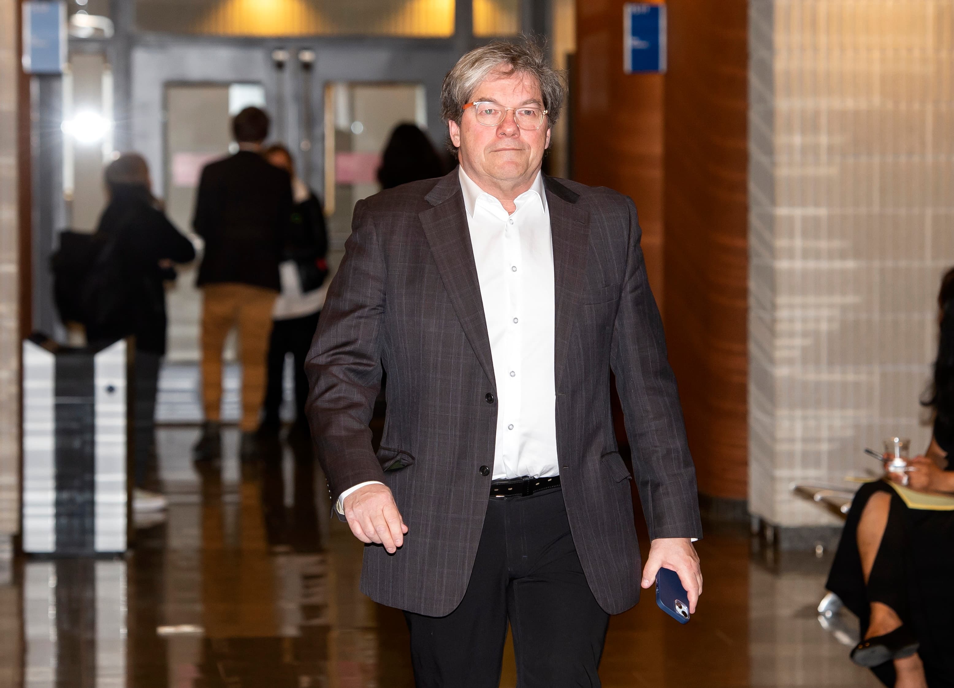 Marc-François Bernier, lors de son passage au palais de justice de Montréal le lundi 15 avril 2024.