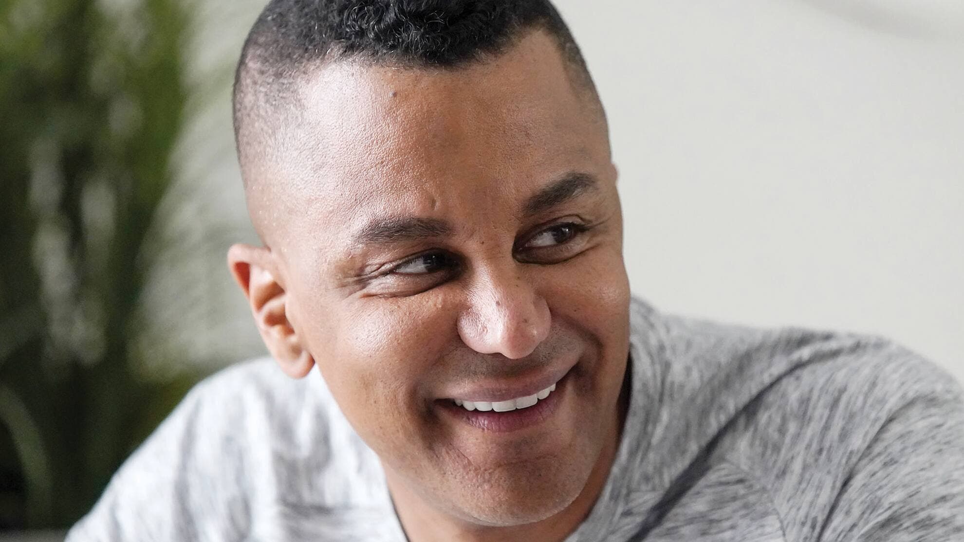 Étienne a réussi sa vie professionnelle, mais a renoncé à trouver l’âme sœur.