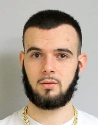 Simon Fortin avait écopé, en juillet 2022, de quatre ans de prison pour avoir tenté d’exploiter deux jeunes filles de 12 et 13 ans, en plus d’abuser de l’une d’entre elles.