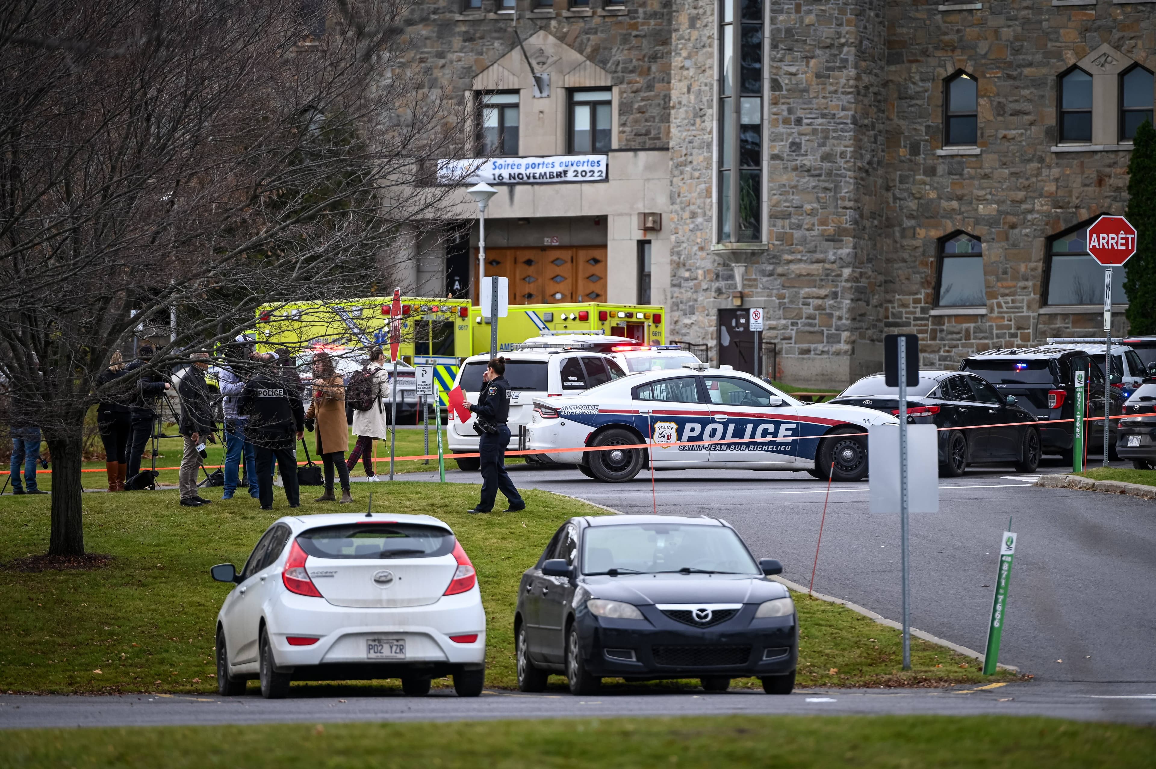 Le Cégep Saint-Jean-sur-Richelieu a été confiné parce qu'un étudiant de 19 ans aurait proféré des menaces.