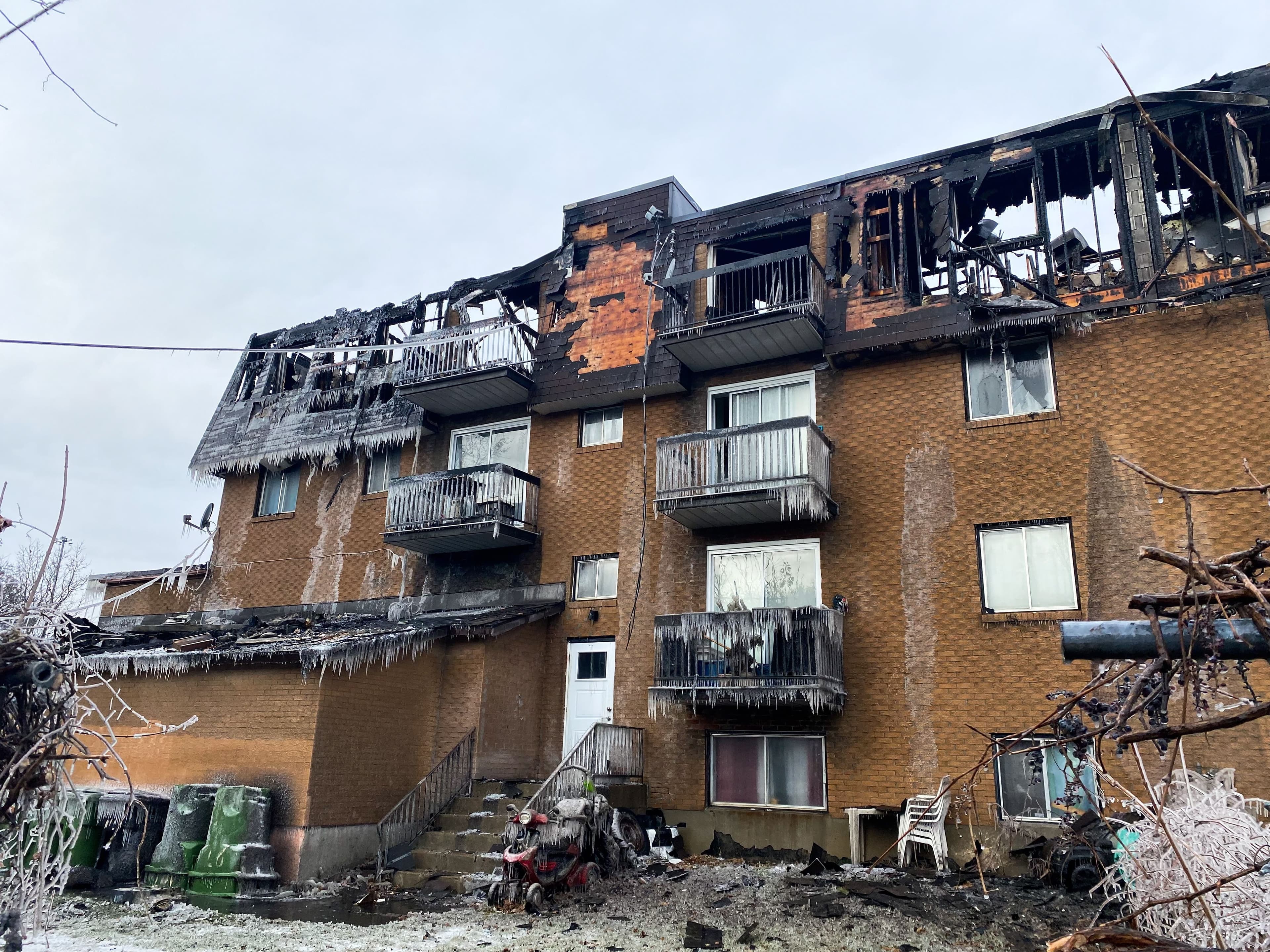 Plusieurs logements sont inhabitables en raison des dégâts.