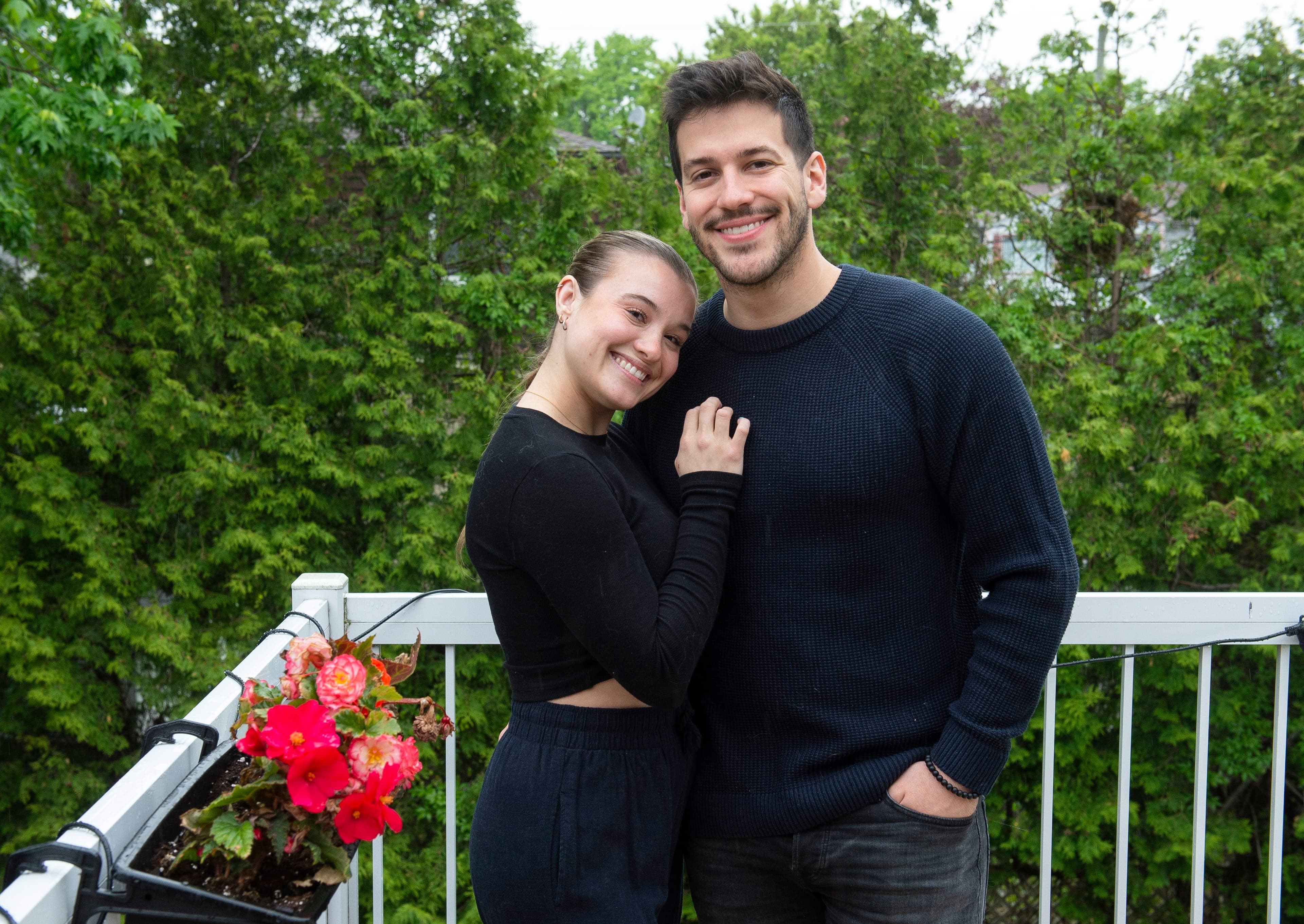 Couple chouchou des réseaux sociaux, Claudie Mercier et Mathieu Pellerin, tous deux anciens candidats d'Occupation Double en 2019, gagnent leur vie grâce à Tik Tok, Instagram, Facebook, YouTube et Twitch