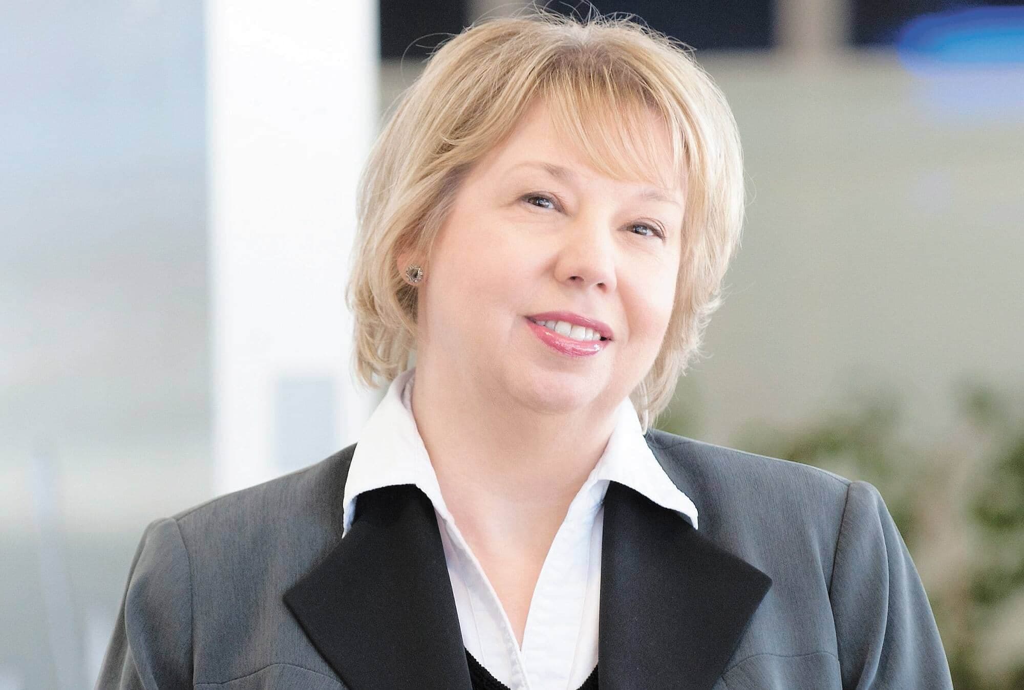 Face à un virus qui s’installe fort probablement pour plusieurs mois encore, on tente pourtant de s’adapter. Peu à peu. Pas le choix, vraiment.