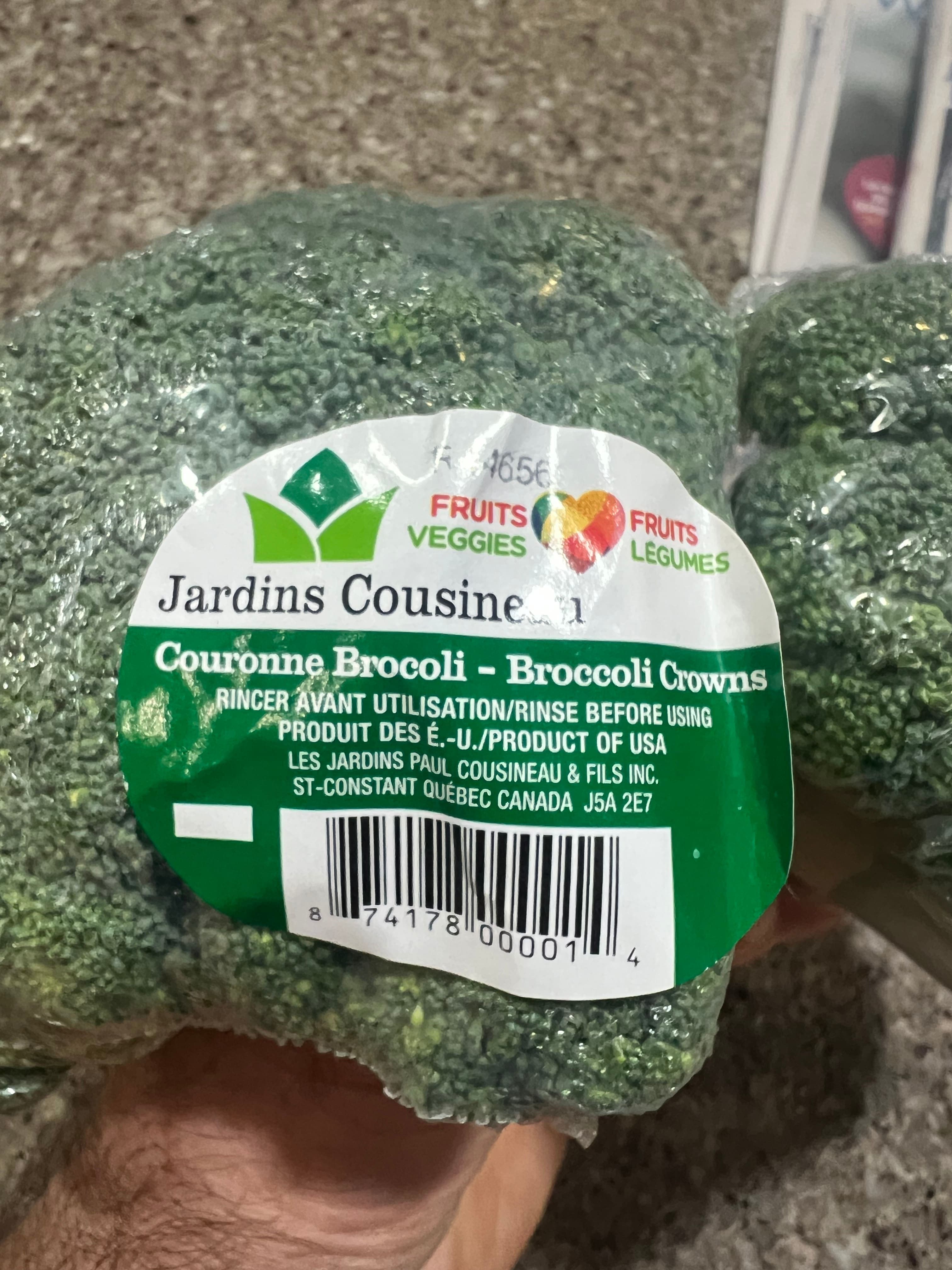 Les Jardins Cousineau produisent des brocolis de juin à novembre chaque année à Saint-Constant. Le reste du temps, la famille importe des brocolis des États-Unis et du Mexique pour fournir le marché québécois.