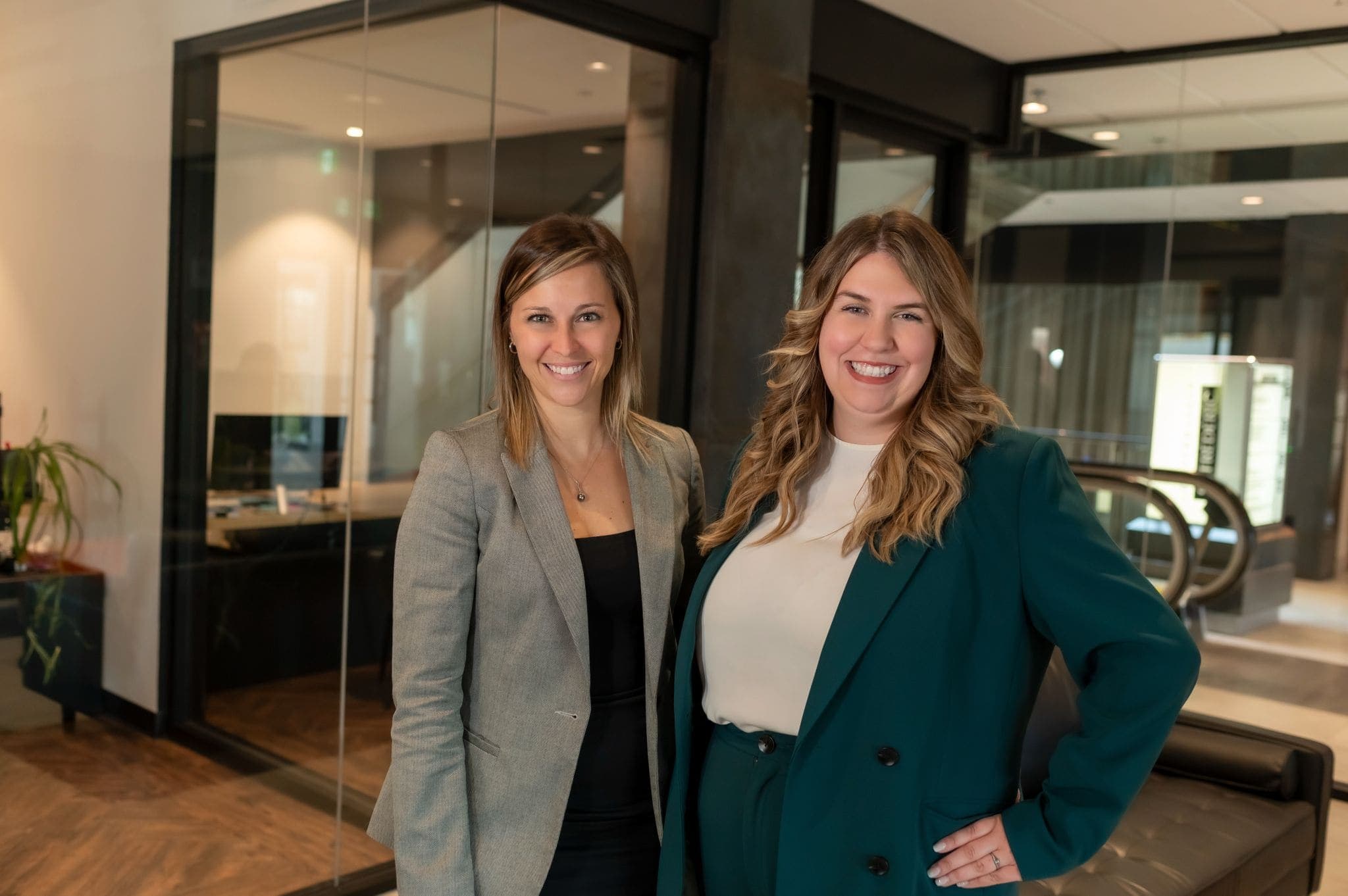 Martine Perreault (à gauche) et Mélissa Drolet (à droite).