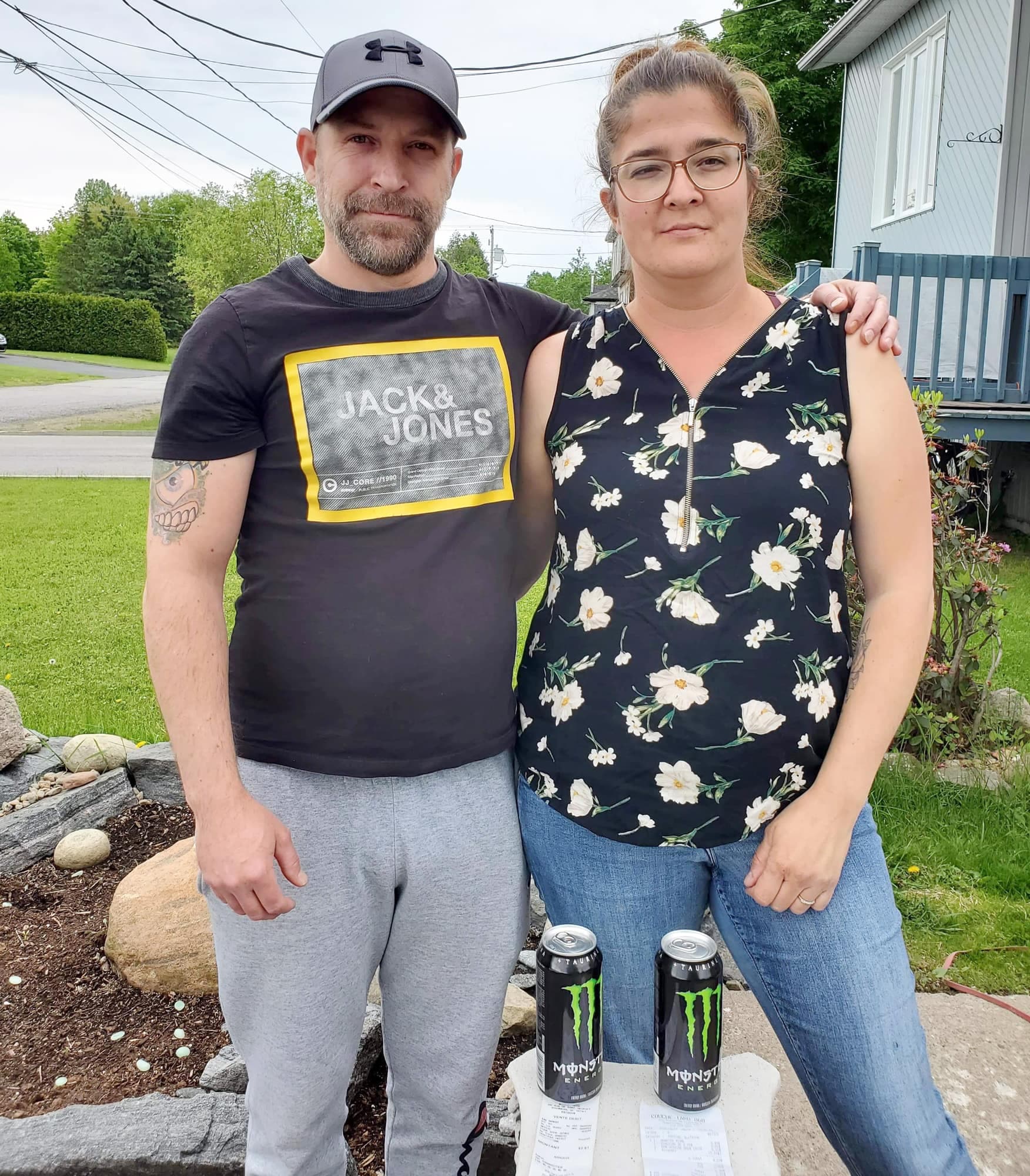 Dany Langevin et Karolyne Leclerc ont eu la peur de leur vie en voyant leur fils, Edward, 12 ans, qui « shakait » après avoir bu une boisson énergisante qu’il avait achetée seul dans un dépanneur.