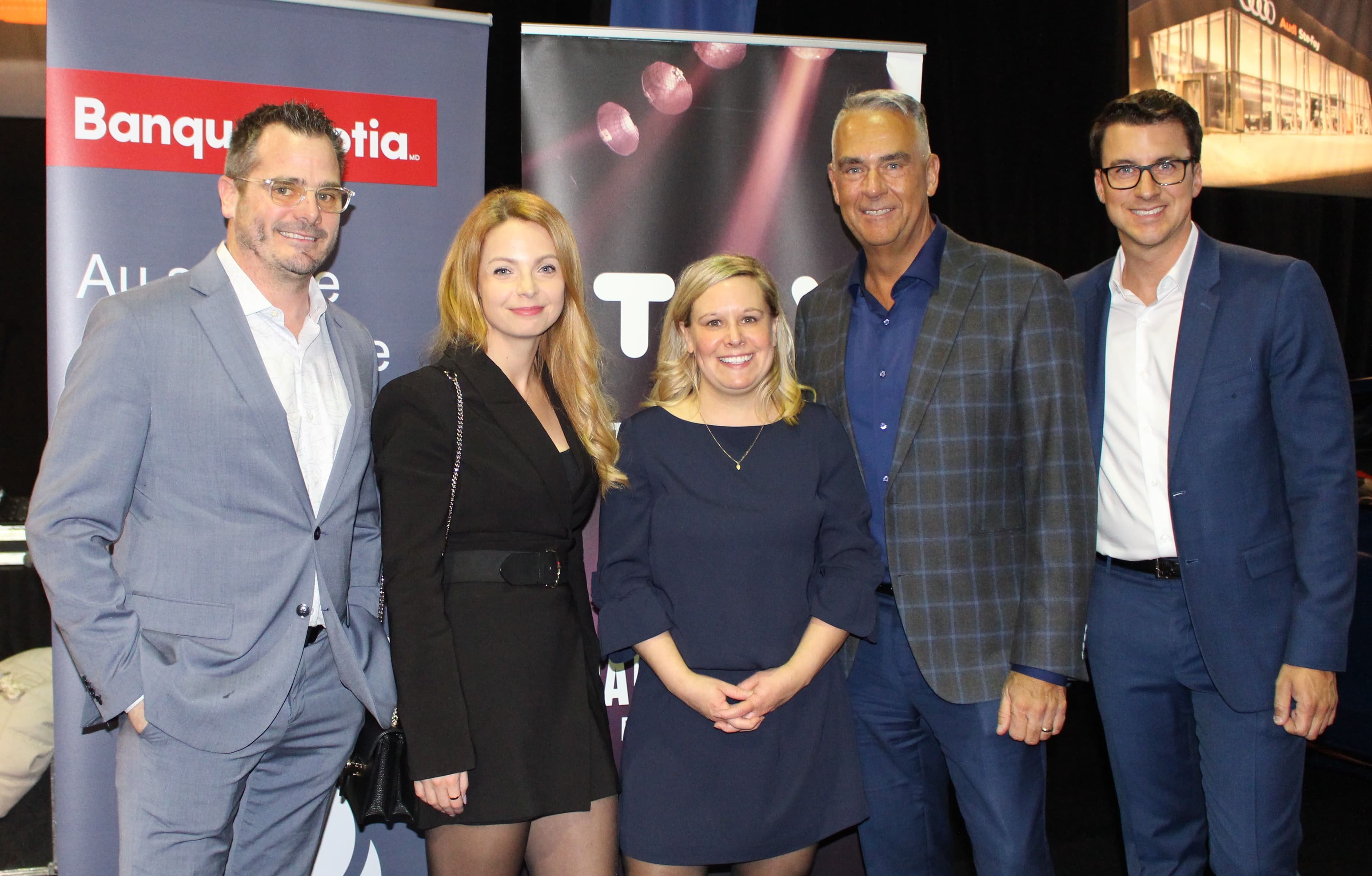 François Roy de Québec Mitsubishi, Marjorie Veilleux de H31 Agence de publicité, Julie Cauchon de Québécor Média, Mario Bédard, président du cabinet de comptables Mallette, et Vincent Mailloux de Vidéotron Affaires.