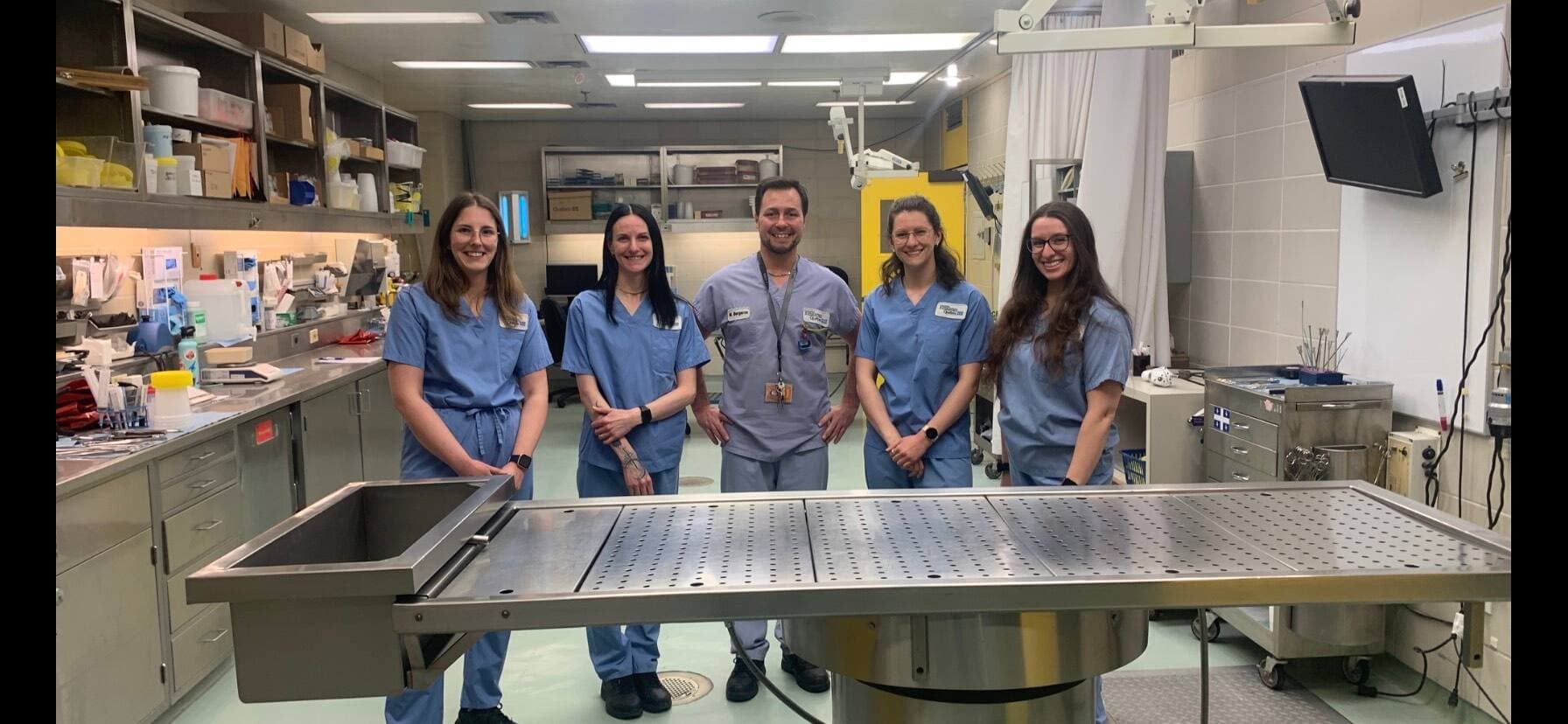 De gauche à droite : Chloé Chaput, Maribel Gervais, Martin Bergeron, Mélissa Beauchemin et Daphnée Bérubé.