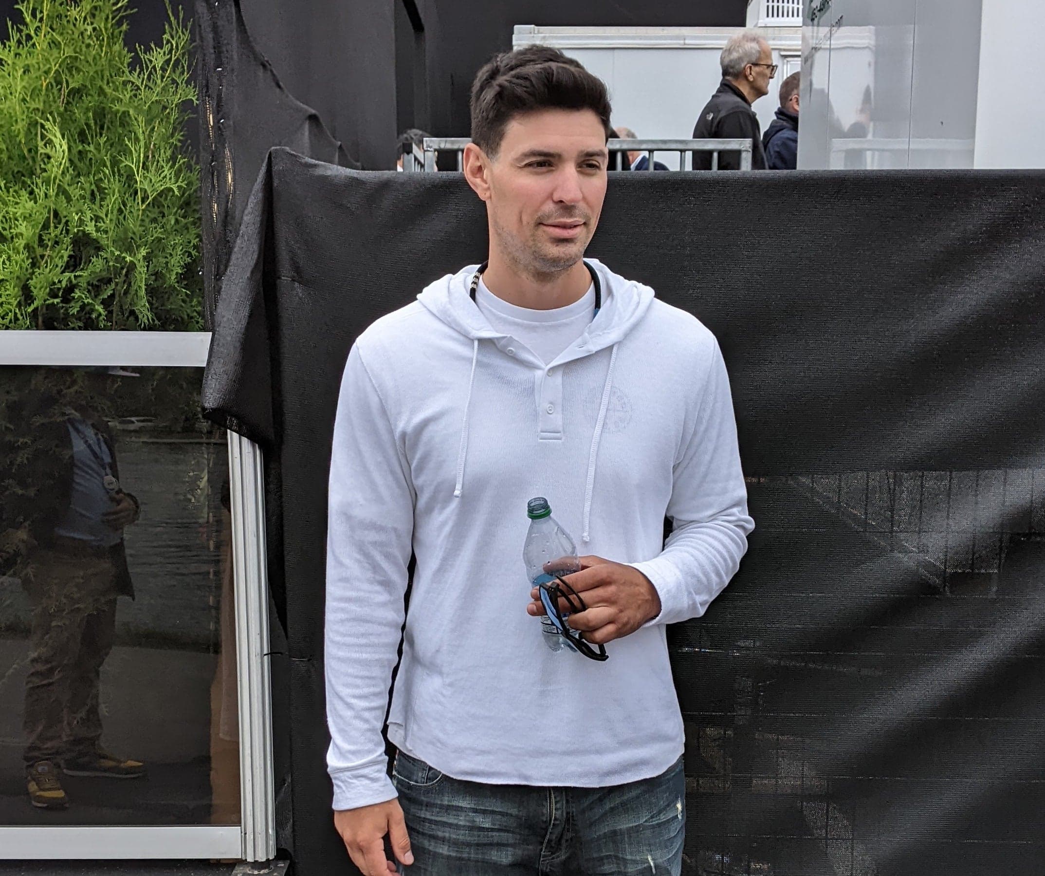 Carey Price était un spectateur intéressé dimanche au Grand Prix du Canada de Formule 1.