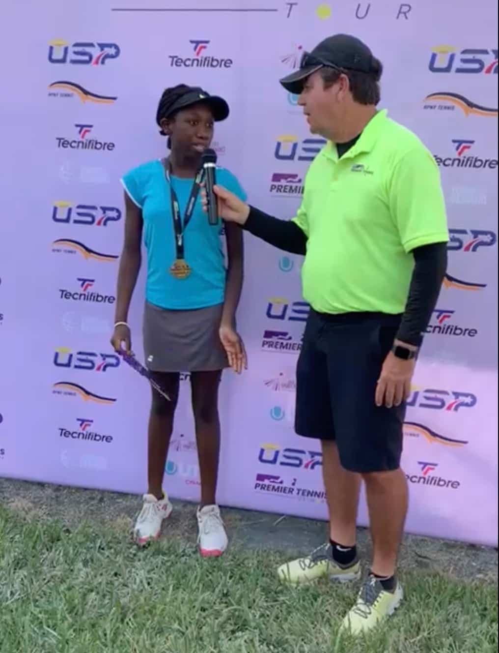 Leylatou Aliassime en entrevue après sa victoire chez les moins de 12 ans au tournoi Miami Talents, en décembre 2021.
