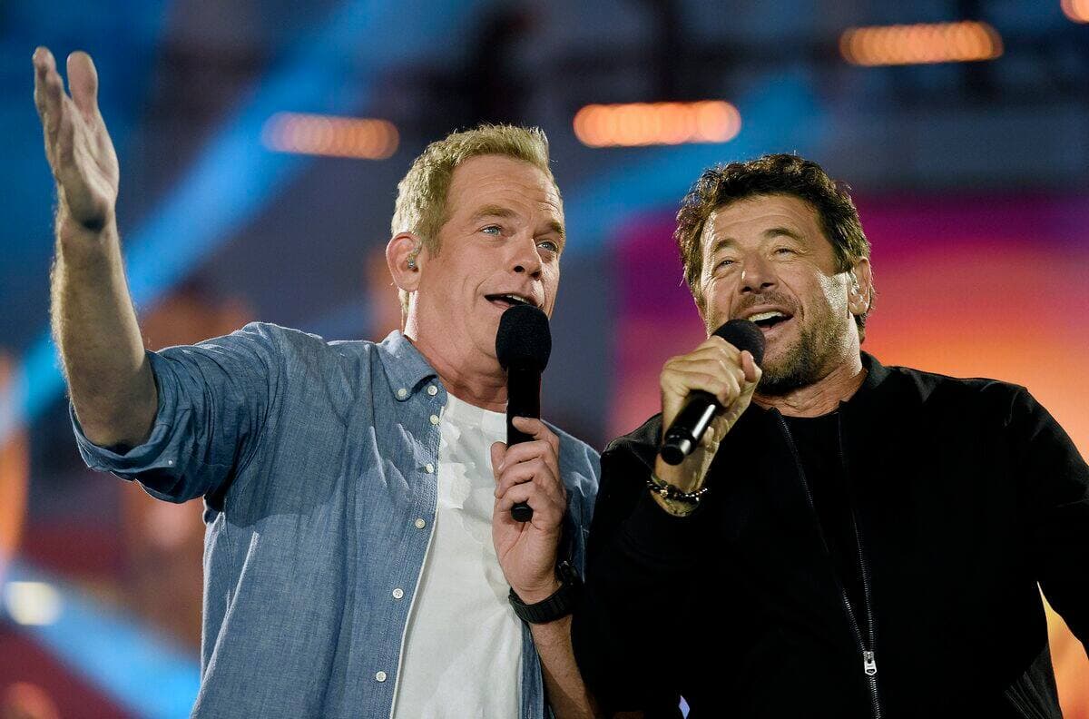 Garou et Patrick Bruel ont partagé la scène de l'Agora, le 31 août 2022, lors du grand spectacle de la SuperFrancoFête.