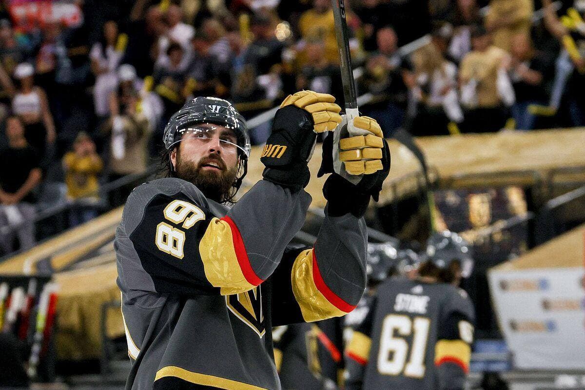 Alex Tuch