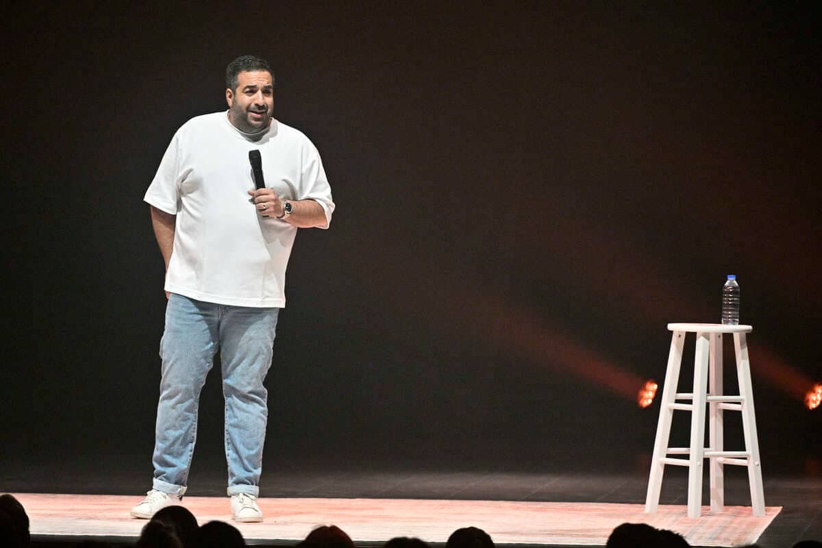 Neev a fait les premières médiatiques de son spectacle «Pas besoin d'ajouter la sauce» en mars dernier.