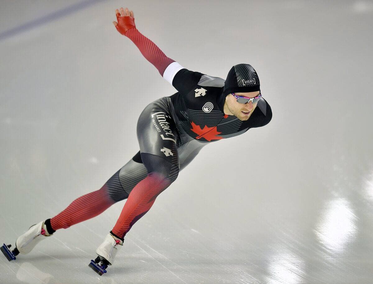 Laurent Dubreuil lors du 1000 mètres le 12 décembre 2021 à l’anneau de glace de Calgary.