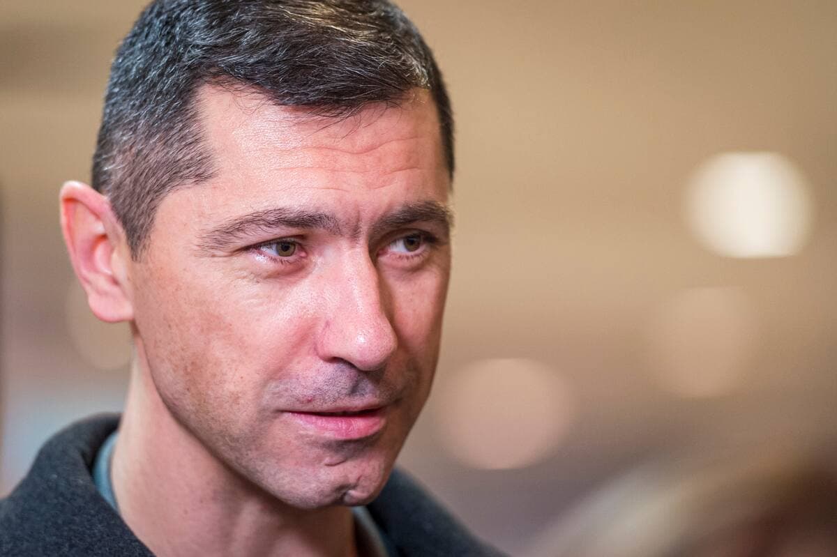 Yevgeny Pysarenko, l’entraîneur de l’équipe