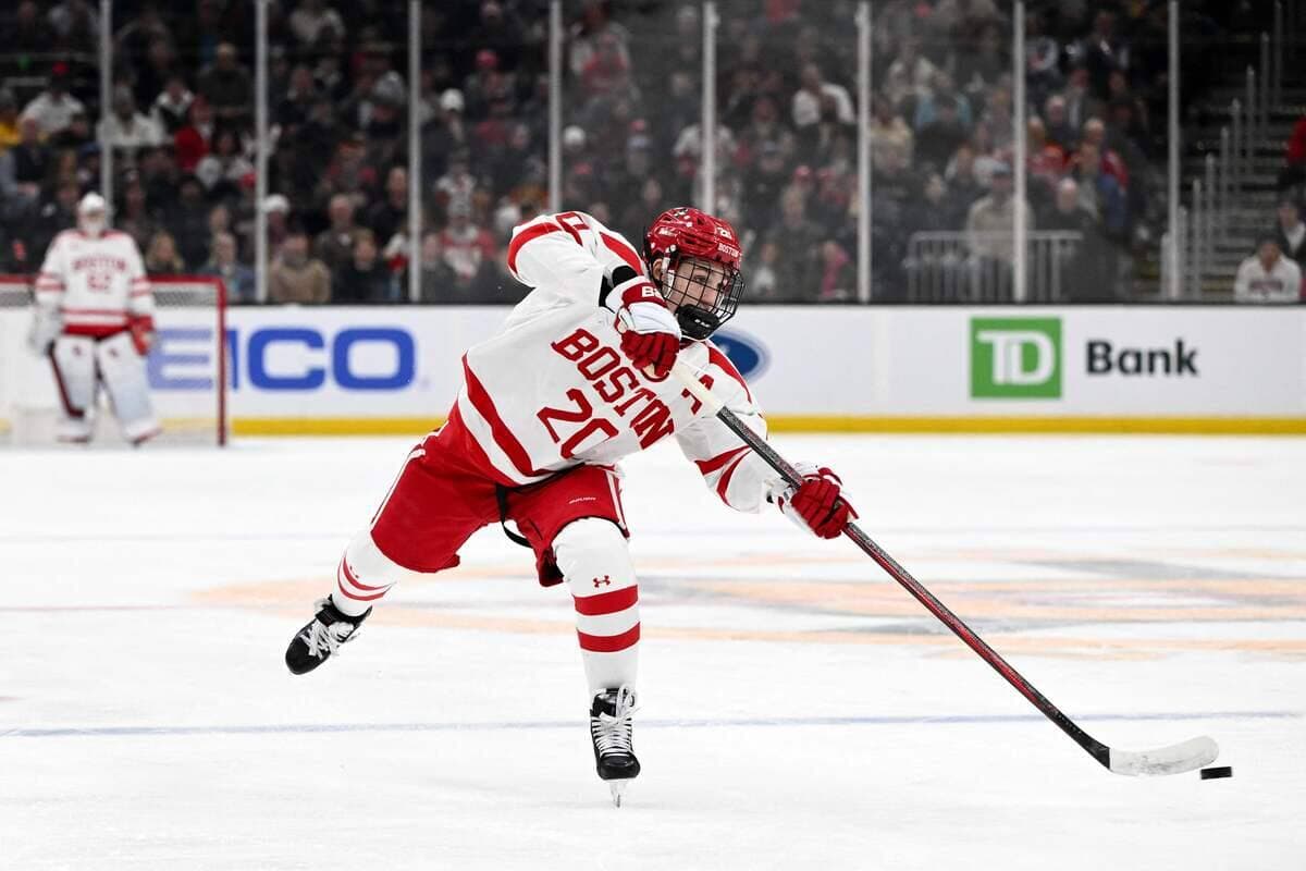 Le défenseur Lane Hutson a connu un passage remarqué à l'Université de Boston.