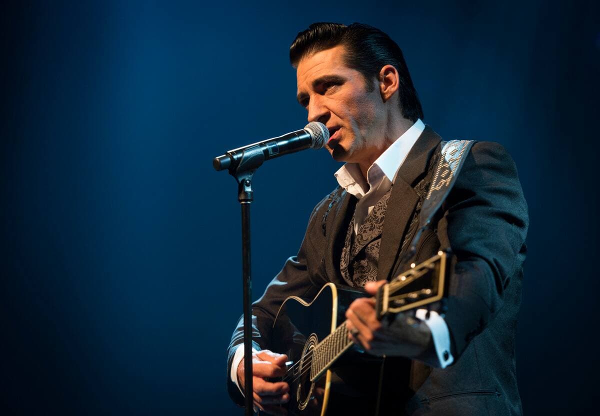 Shawn Barker dans la peau de Johnny Cash en 2015