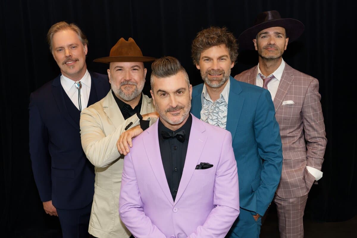 Salebarbes lance mercredi son troisième album, À boire deboutte.