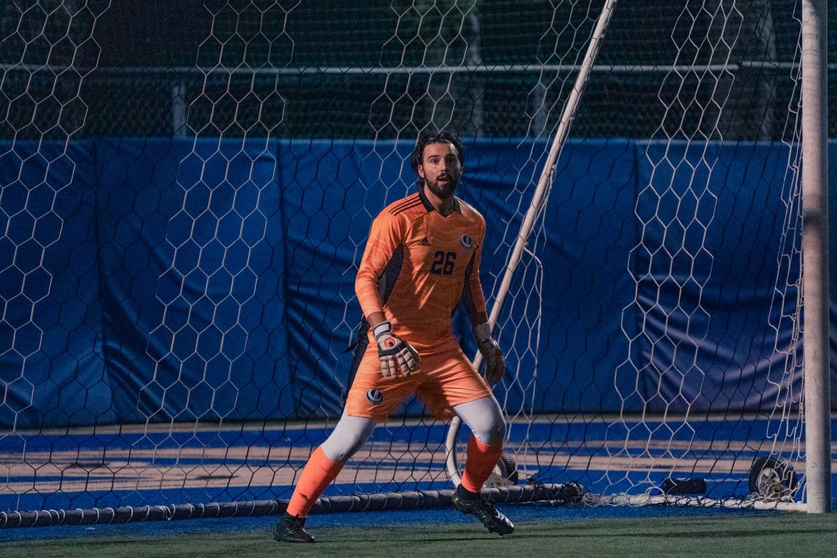 Le gardien Félix Goulet dans l’uniforme des Carabins de l’Université de Montréal.
