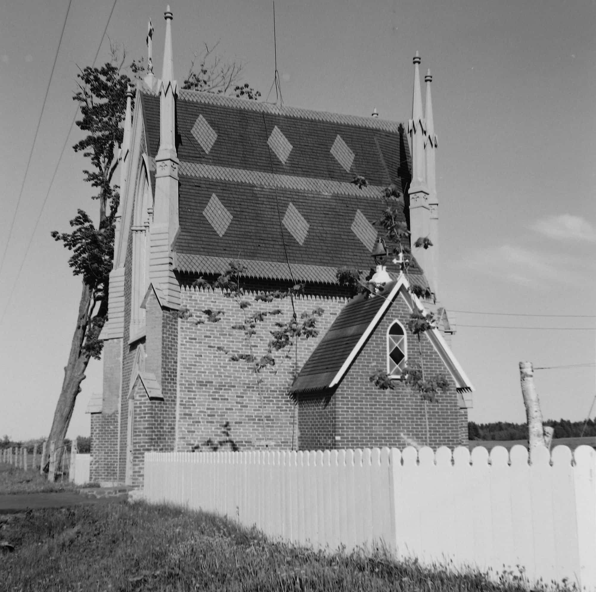 Saint-Nicolas, Lévis – Chapelle Paquet – Petit édifice gothique, 1961