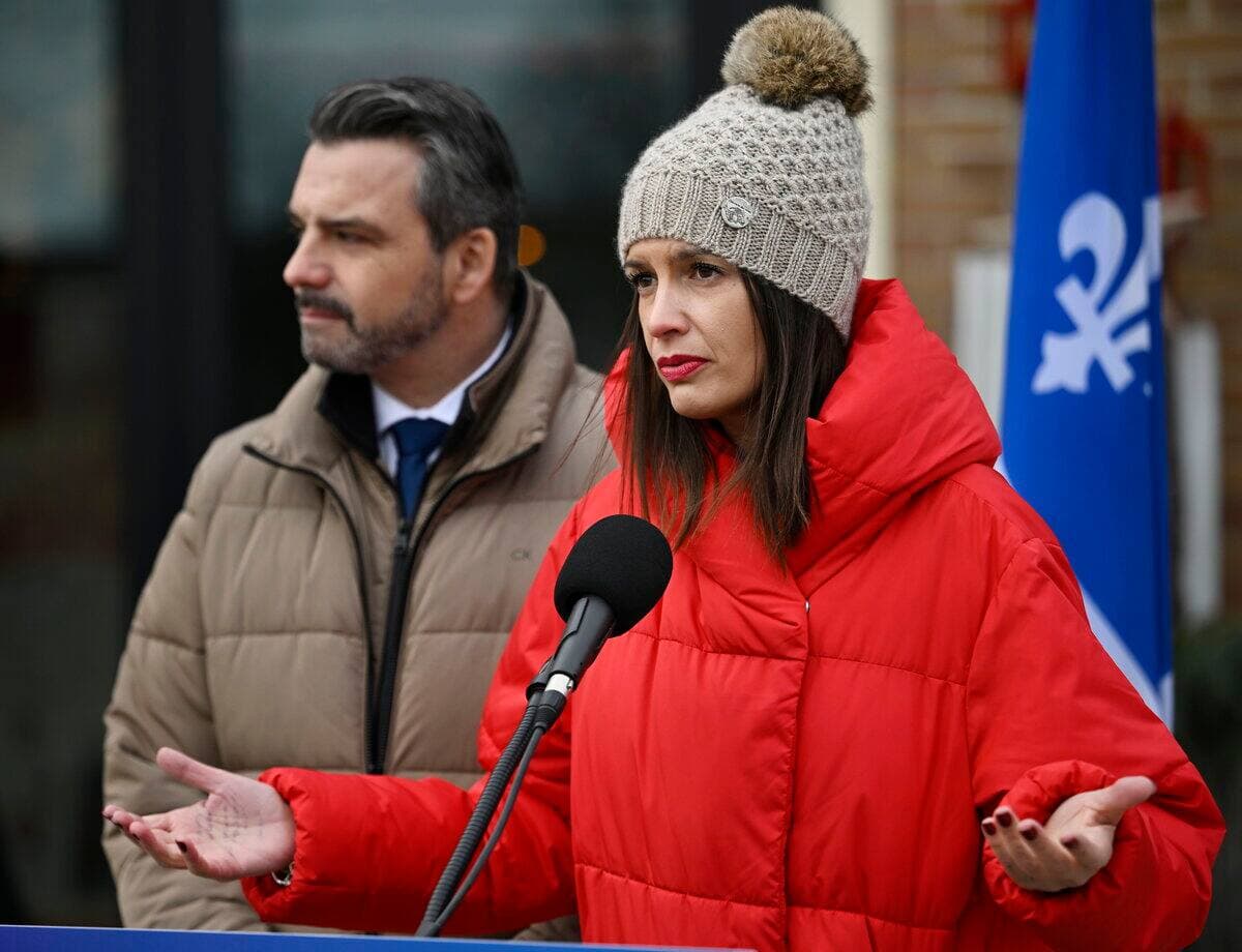 La ministre des Transports, Geneviève Guilbault