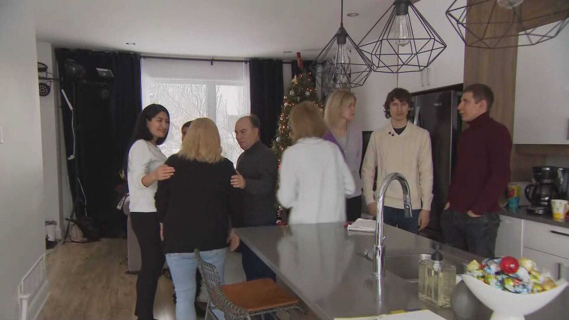 Des immigrants ukrainiens se sont réunis chez Marie-Ève Jalbert