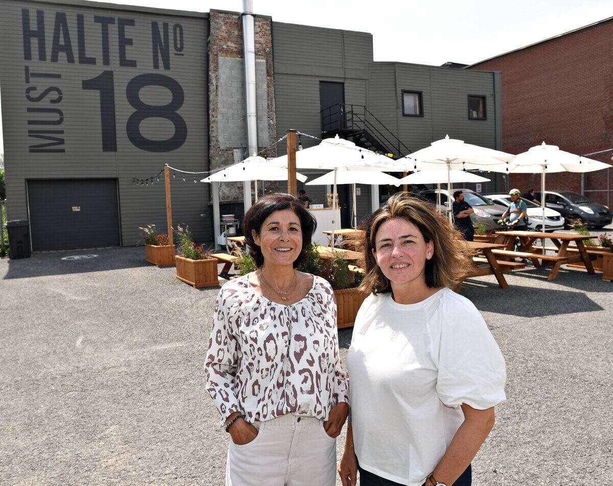 Nadia Reghai Gagnon, directrice de la SDC Saint-Sauveur, et Sandra Baudouin, de MUST.