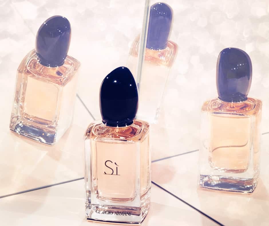 Facebook : Armani beauty