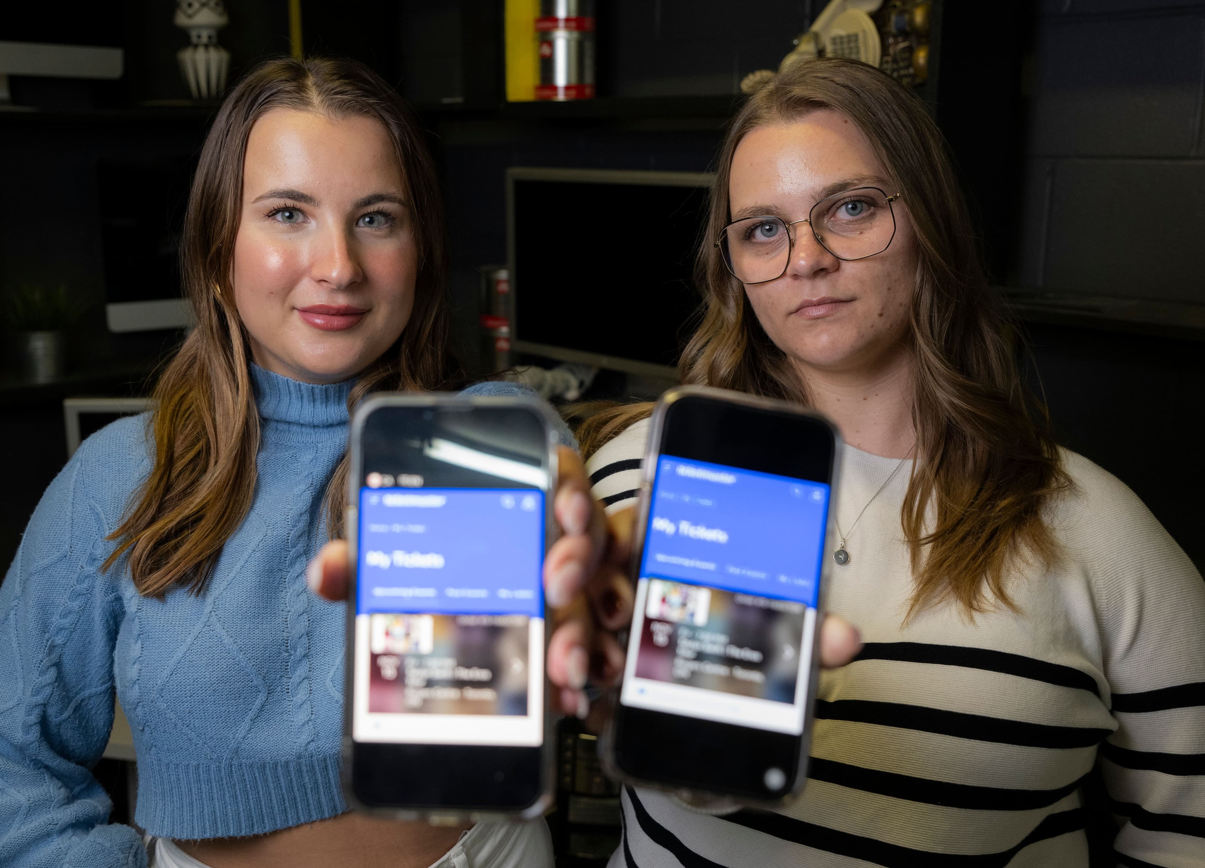 Victimes d'un vol de billets à même leur compte Ticketmaster, Florence et Marianne ont failli ne pouvoir assister au concert de leur idole Taylor Swift, à Toronto.