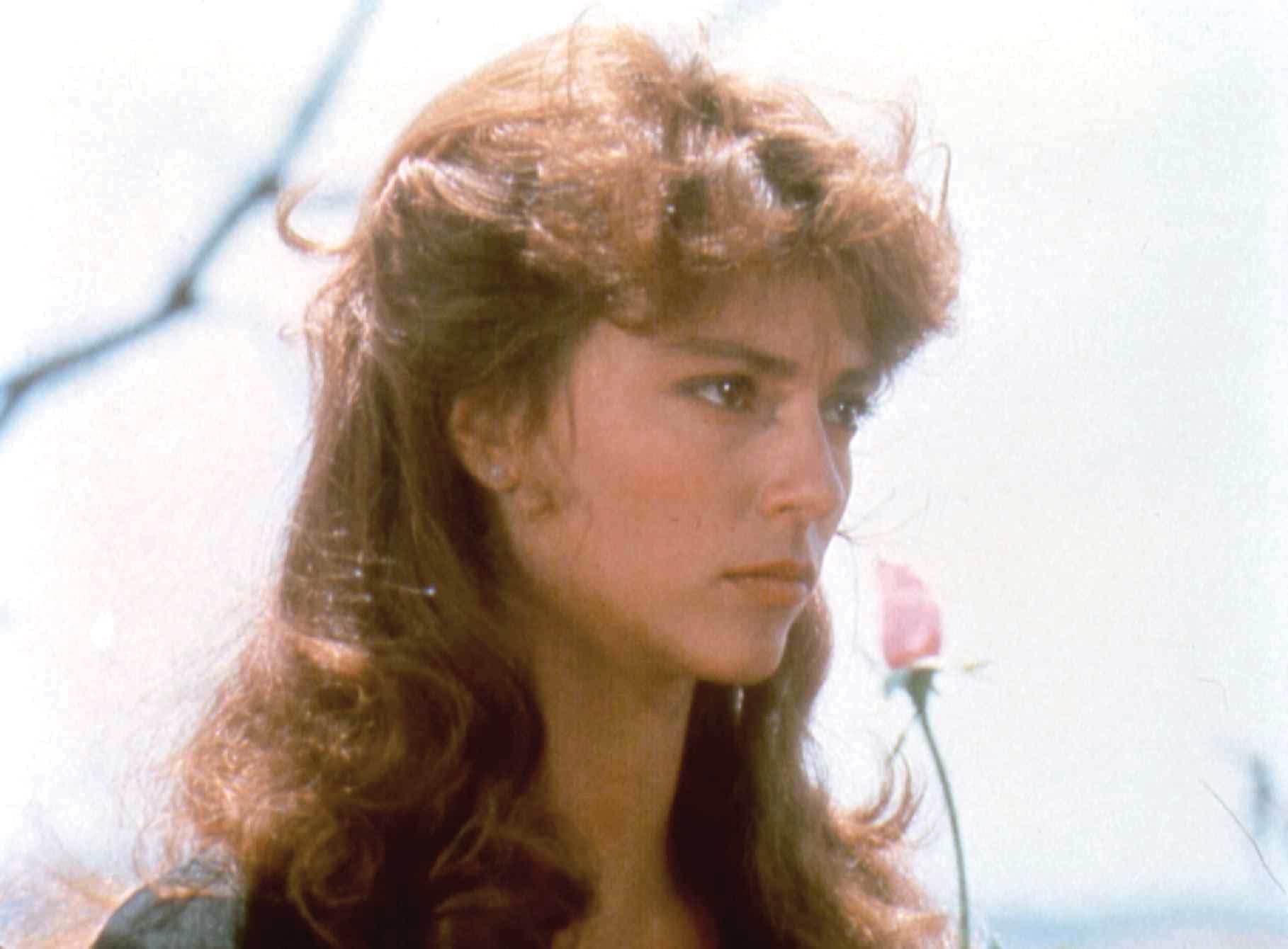 Rachel Ward, Les oiseaux se cachent pour mourir.