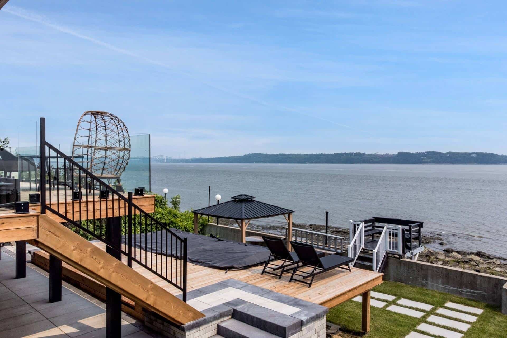 Anne Turcotte / Alexandre Boutet - Engel & Völkers