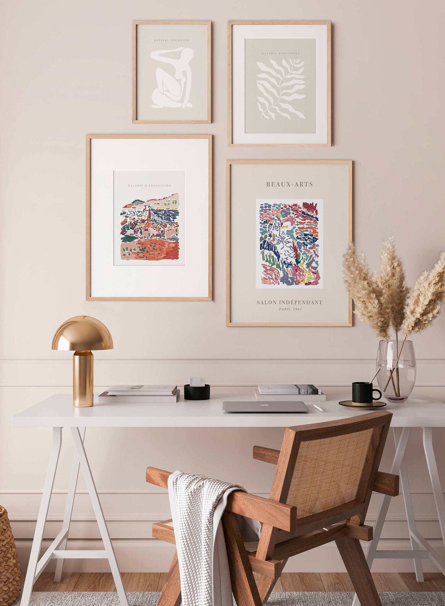 Facebook : Opposite Wall