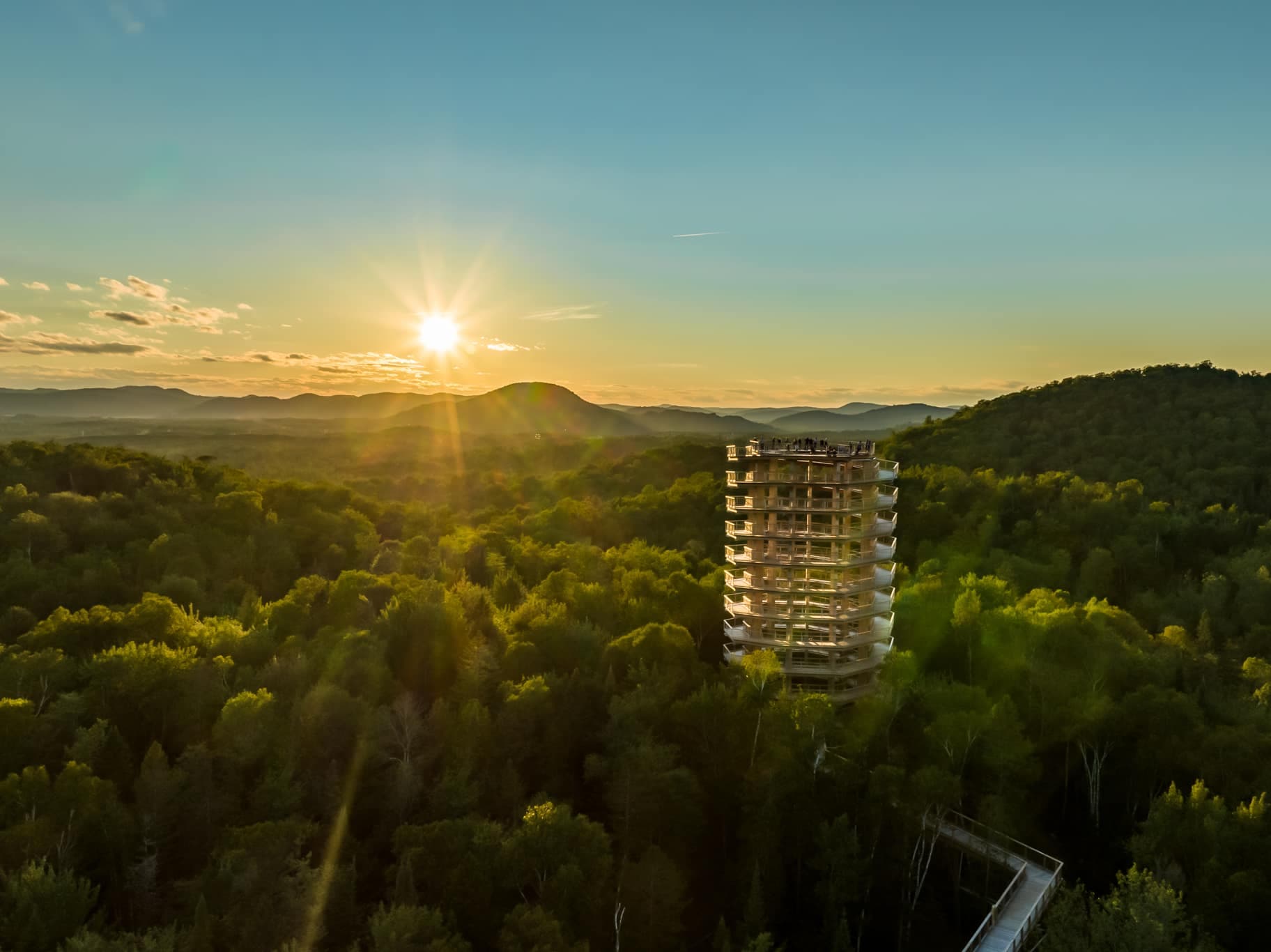 Facebook : sentier des cimes Laurentides