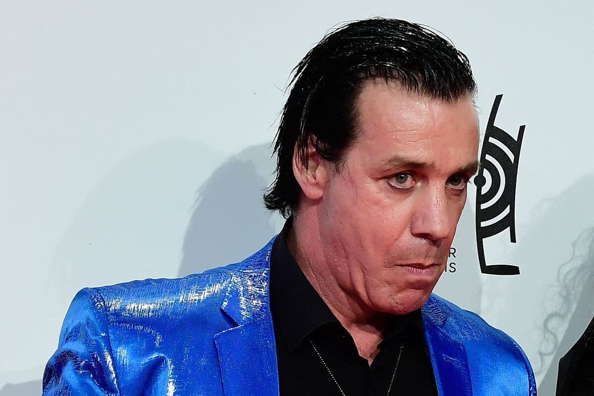 Till Lindemann, chanteur de Rammstein, fait l'objet d'une enquête en Allemagne pour des allégations de nature sexuelle.