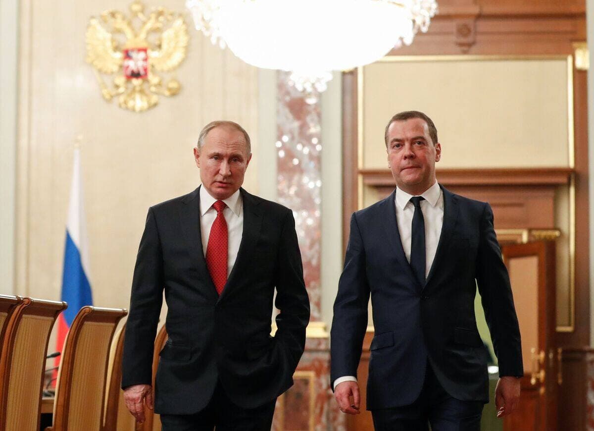 Vladimir Poutine et le premier ministre russe, Dmitri Medvedev.