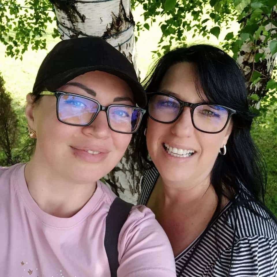 « À son arrivée au Québec en provenance de Pokrovsk, Viktorria babych a été hébergée par Claudia Vidal, résidente de Saint-Apollinaire »