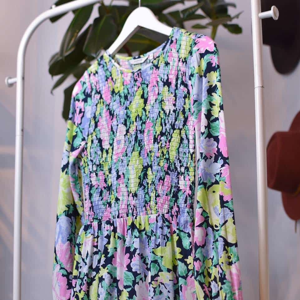 Facebook : Kubik Boutique