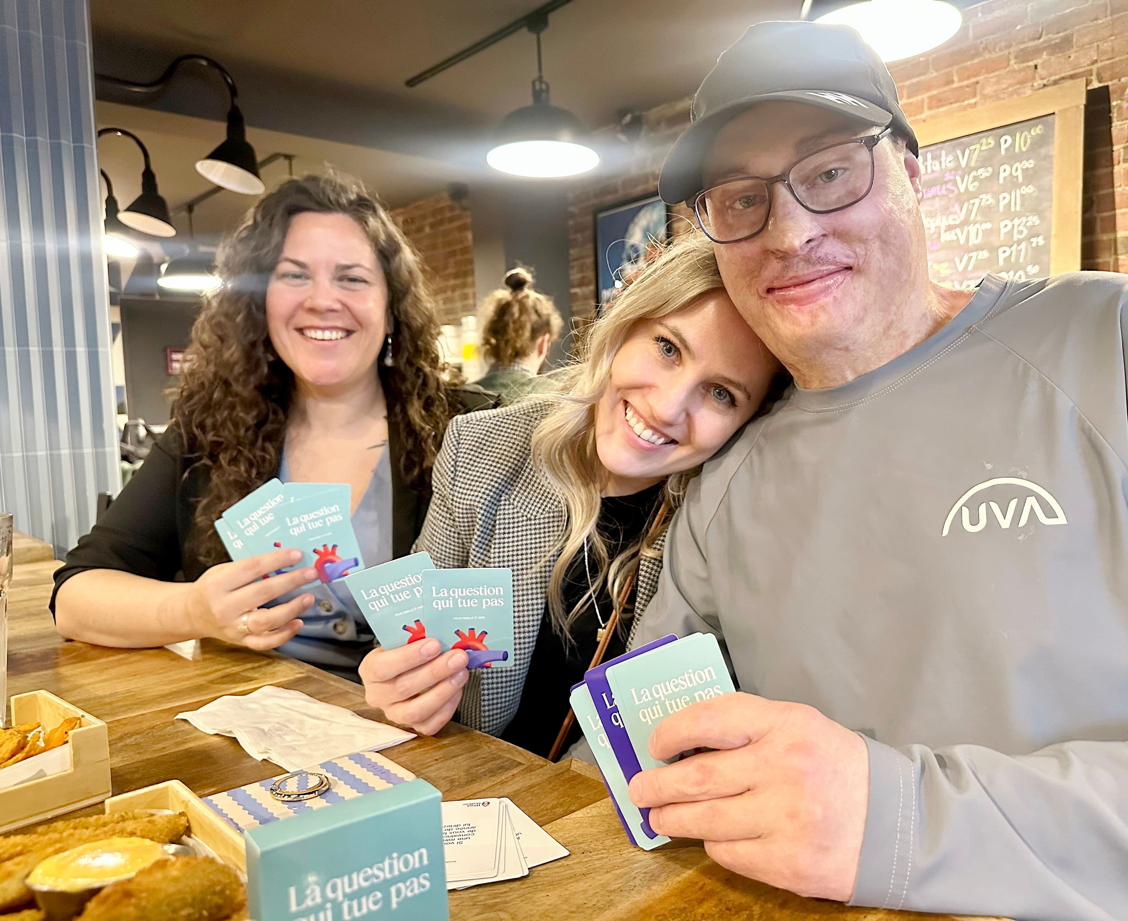 Marie Deschene, Vanessa Côté et Samuel Despatie m’attendaient pour discuter avec «Le Journal» des greffes de tissus dont ils ont bénéficié... qu’ils veulent encourager.